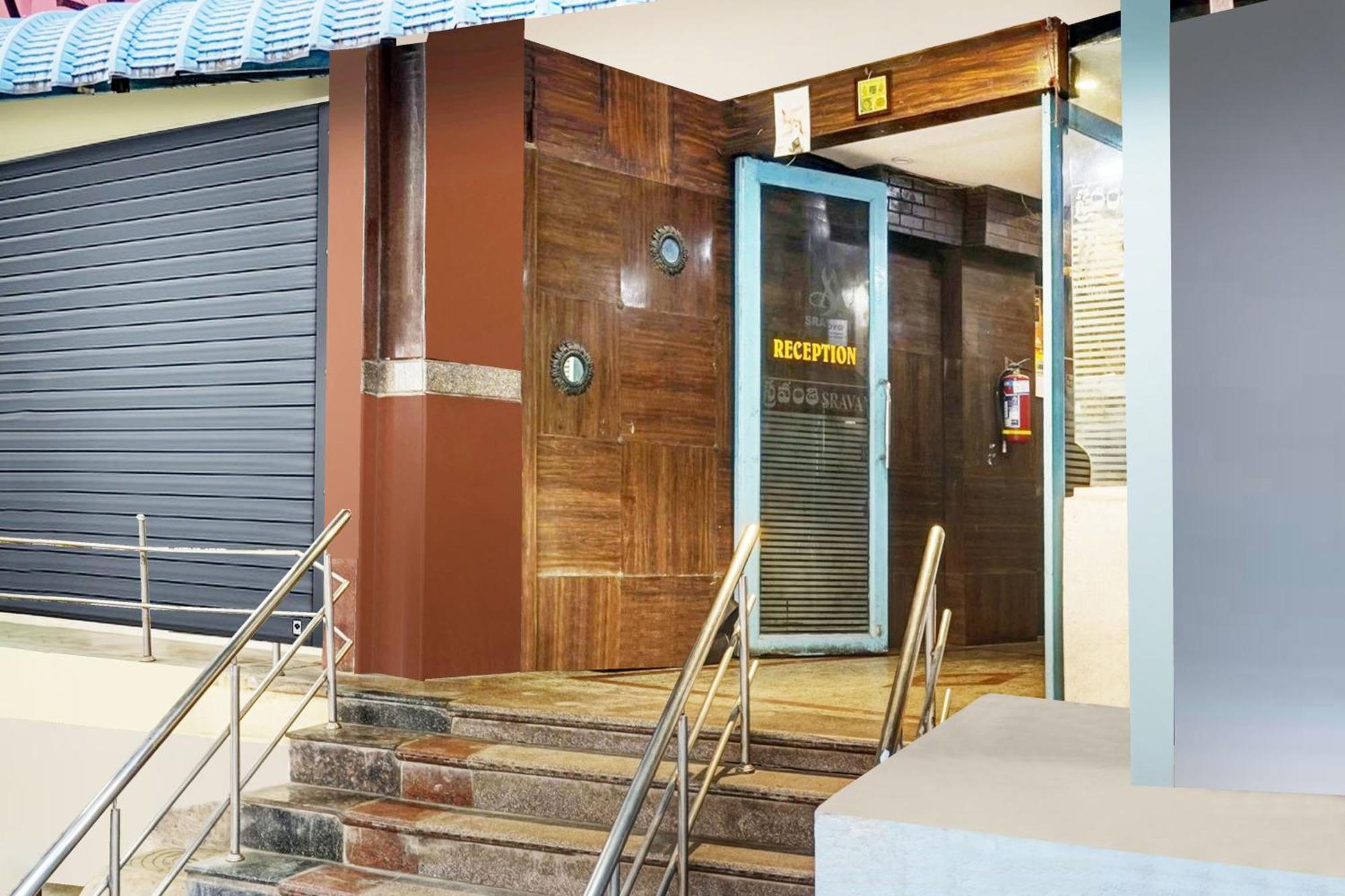 Super Hotel O Padmavathi Puram Near Railway Station Τιρουπάτι Εξωτερικό φωτογραφία