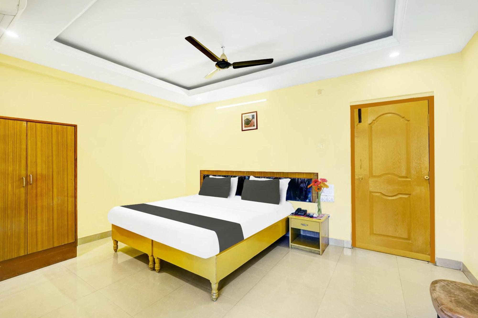 Super Hotel O Padmavathi Puram Near Railway Station Τιρουπάτι Εξωτερικό φωτογραφία
